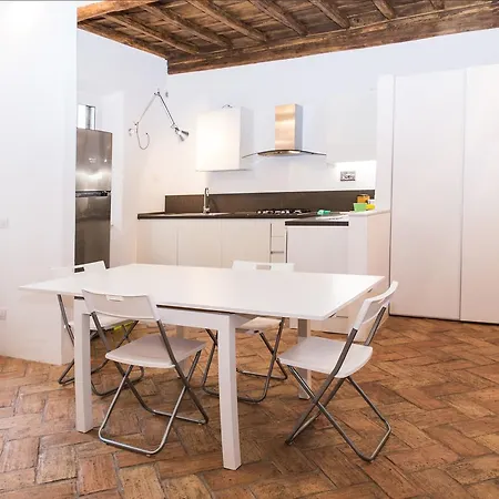 Casa Leutari Rome